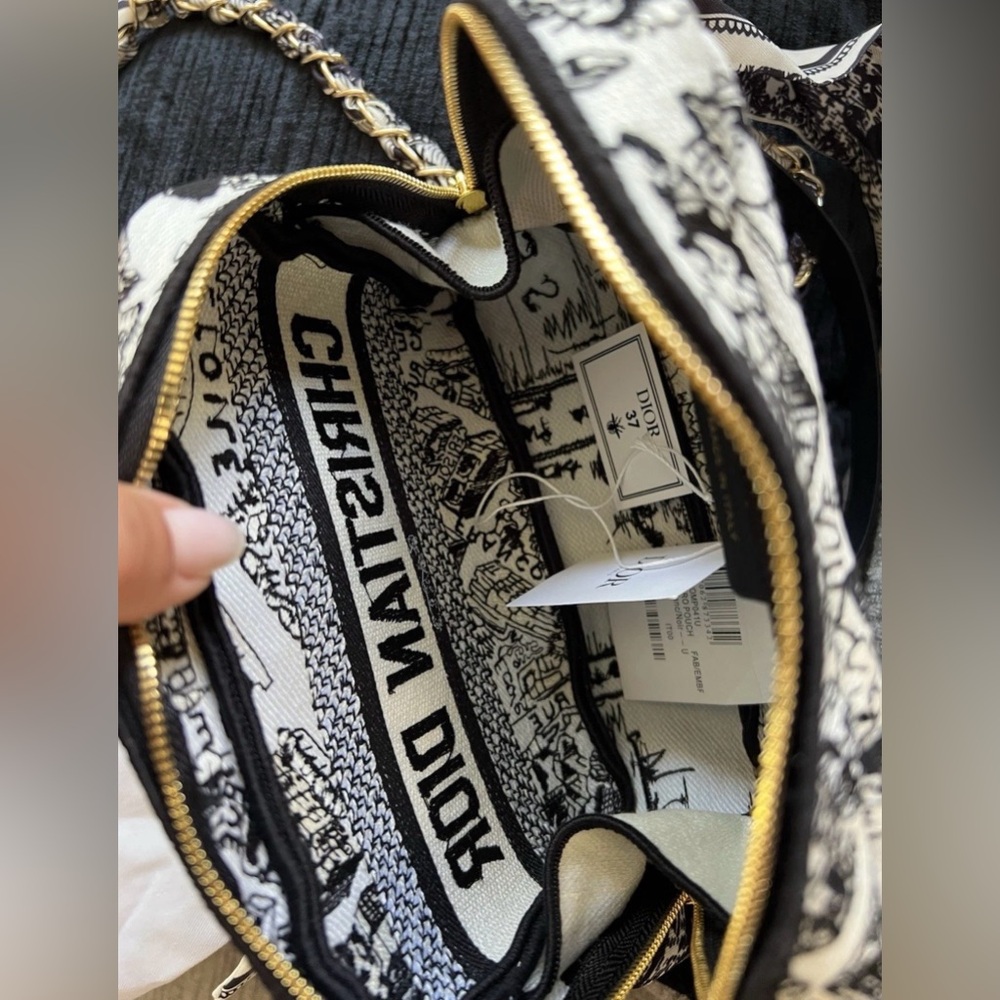 Dior Black & White Canvas Logo Crossbody Bag - Picture 2 of 5